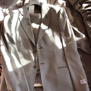 Brand New Armani Collezioni Men's Suit